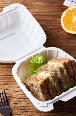 6" Microwaveable Plastic Clamshell Food Containers 250pcs